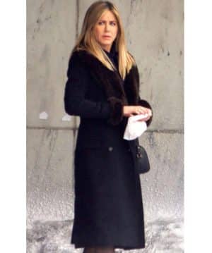 office-chirstmas-Party-Jennifer-Aniston-Black-coat